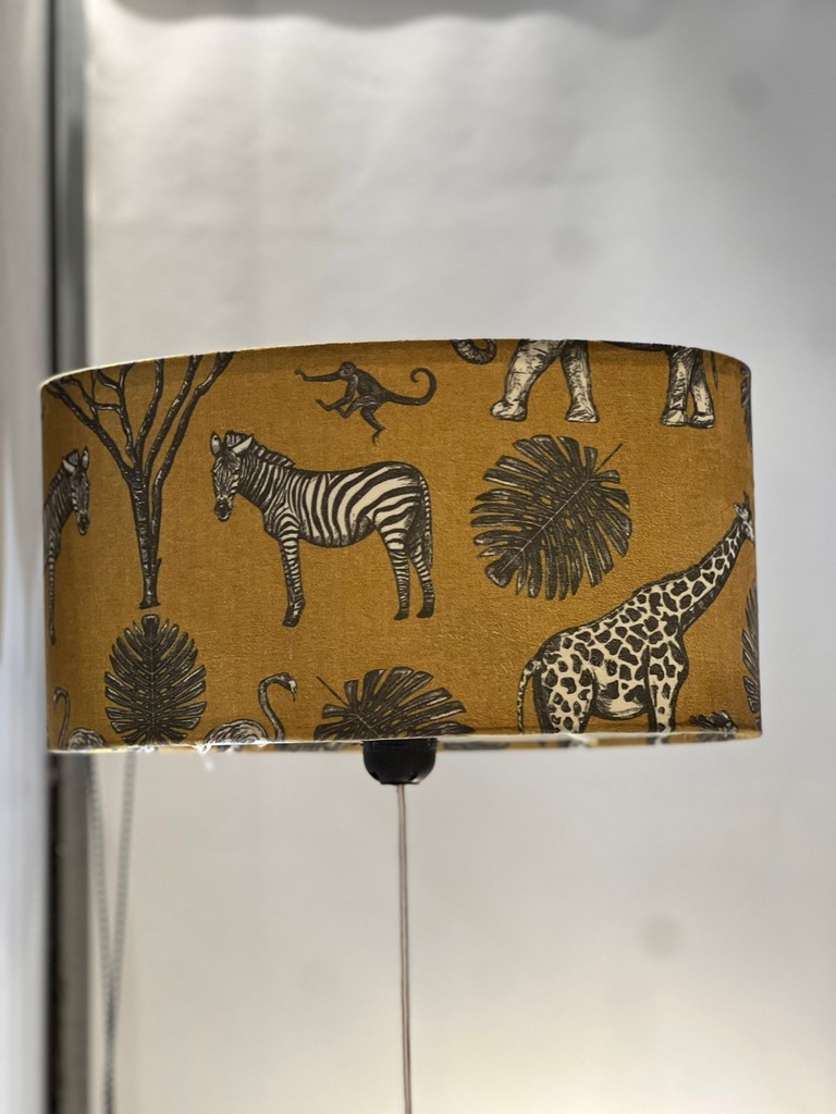 Shade cylinder Africa gold on white 35x35x18