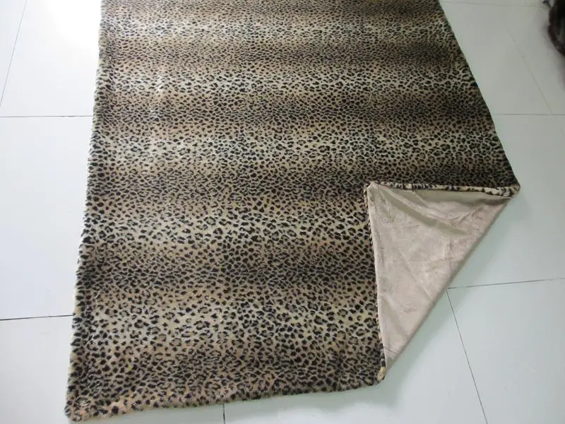 THROW IMIT. FUR 'LEOPARD '140x180